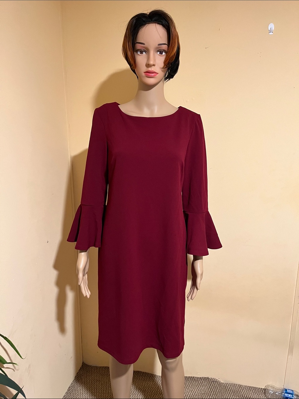 Liz Claiborne Burgundy Bell Sleeve Knee-Length Dress